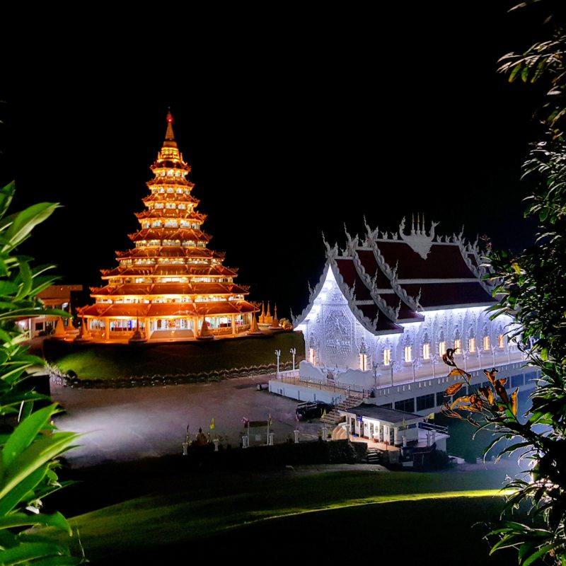 Wat Huay Pla Kang, Thailand